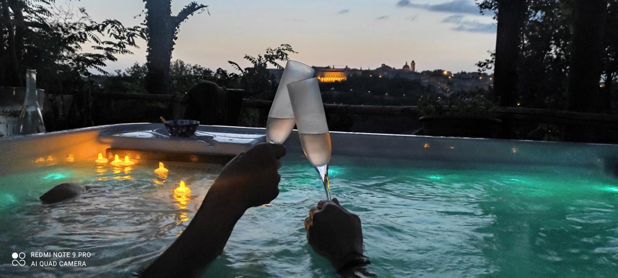 Ca'Lavalle B&B Ουρμπίνο Εξωτερικό φωτογραφία
